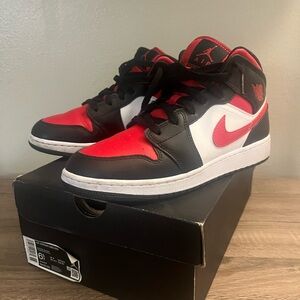 Nike Air Jordan 1 Mid Black Red White Shoes (USED)
